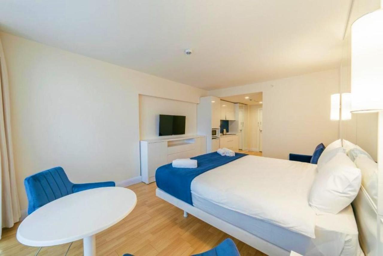 Orbi City Sea Side & Sea View Apartments Batumi Luaran gambar