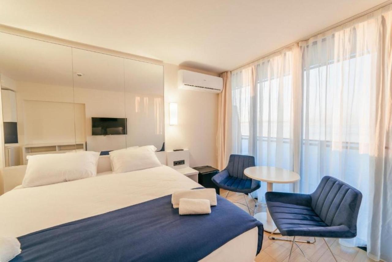 Orbi City Sea Side & Sea View Apartments Batumi Luaran gambar