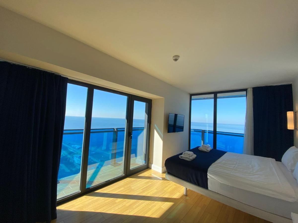 Orbi City Sea Side & Sea View Apartments Batumi Luaran gambar